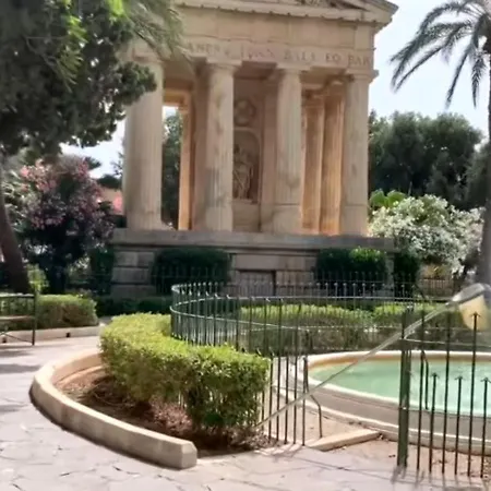The Palm Court شقة *