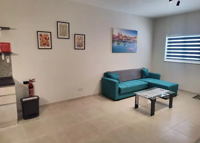 The Palm Court * St. Paul's Bay