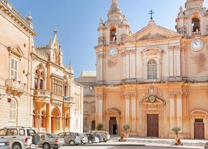 The Palm Court * St. Paul's Bay