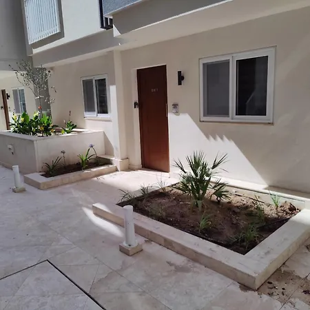 The Palm Court St. Paul's Bay